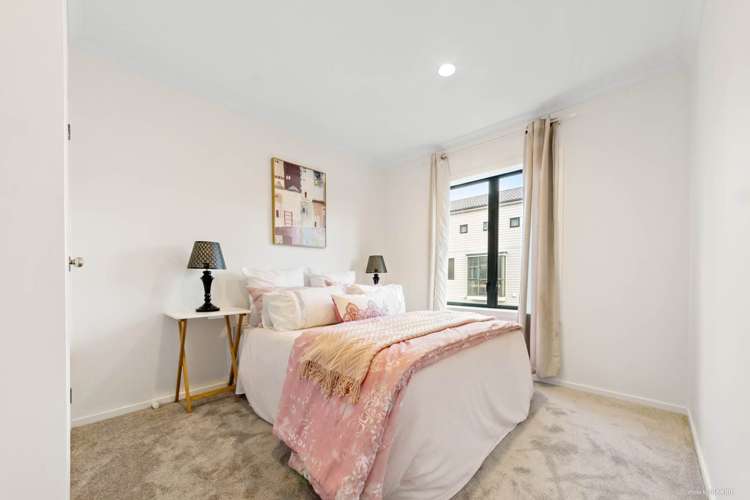 9/1 Ambrico Place New Lynn_10