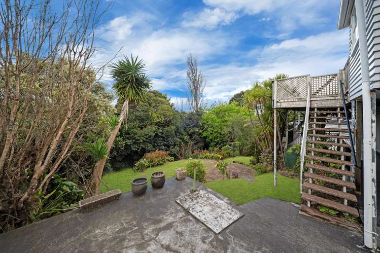 52 Carlton Street Hillsborough_41