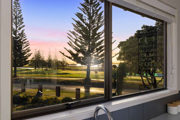 76 Omaha Drive Omaha_10