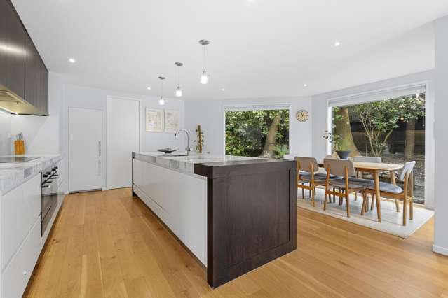 2/15A Rodney Road Northcote Point_4