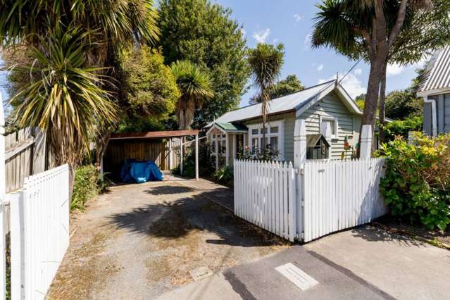 8 Jura Street – Comfort, Convenience, and Quiet