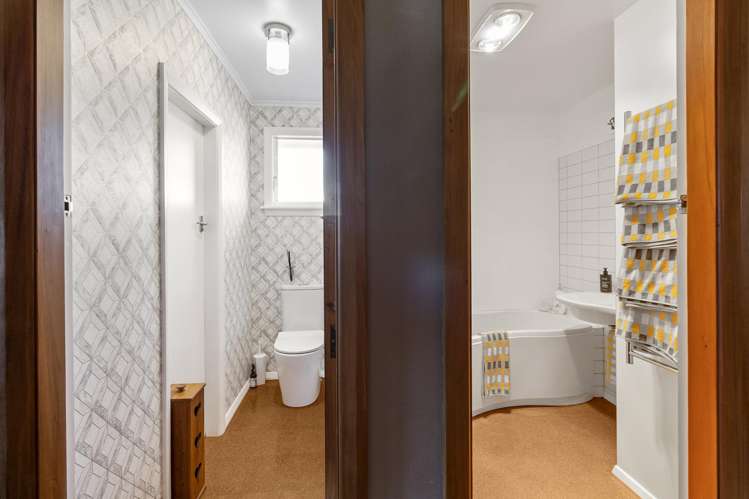 43A Maltby Avenue West End_13