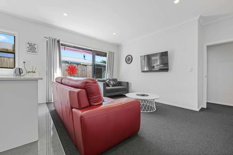 7/2 Rosalind Street Deanwell_5