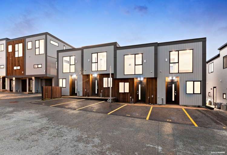 10/17 Parker Avenue New Lynn_12