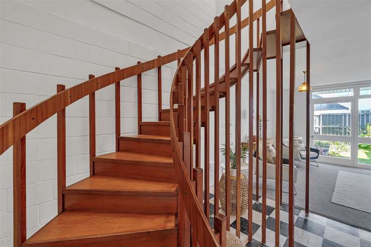 1/99 Aikmans Road Merivale_10