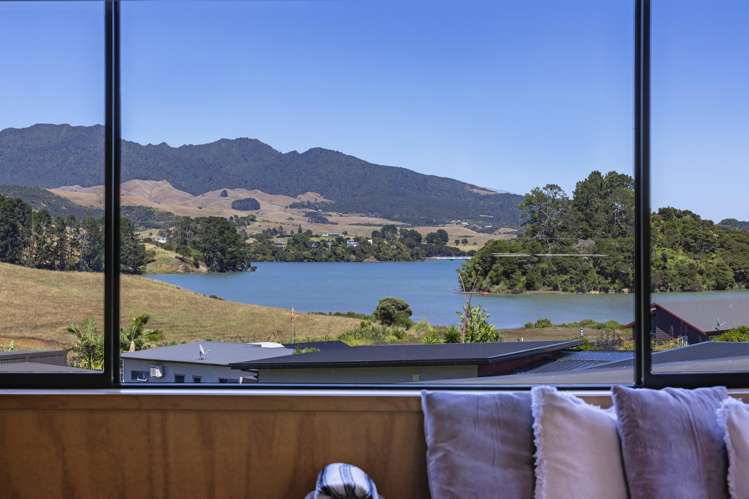 4 Te Whare Hauora Place Raglan_1