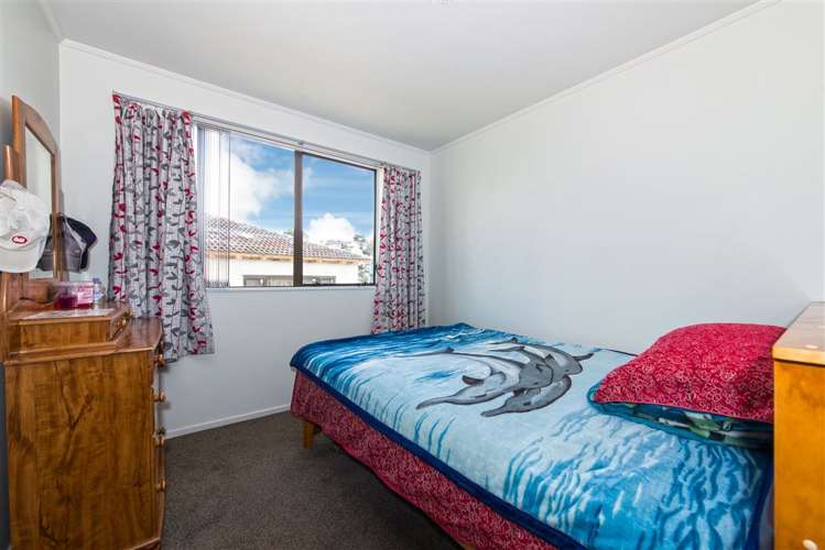 7 Halloran Place Massey_12