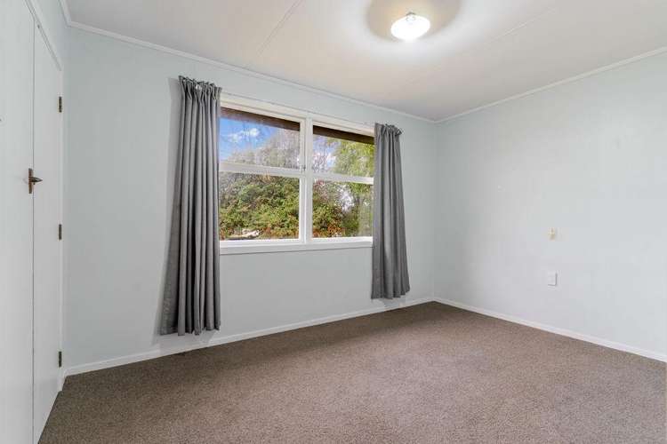 460 High Street South Carterton_8