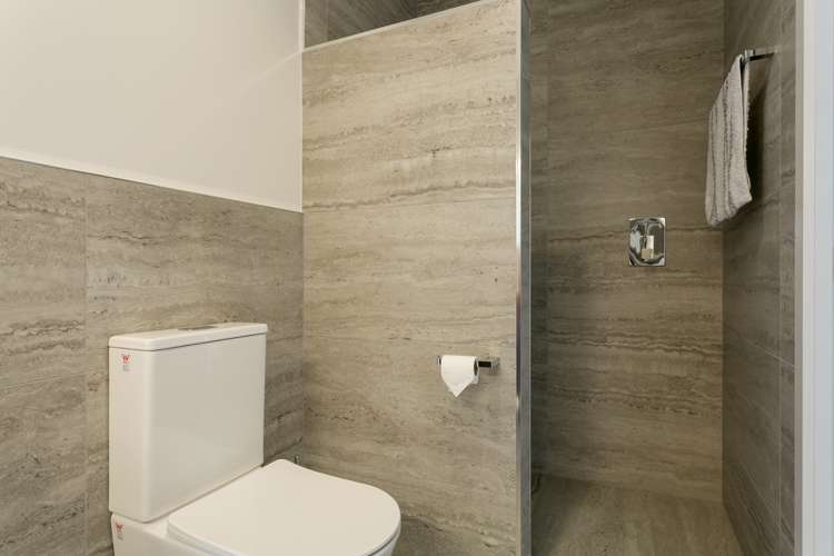 14 Wai Kite Kite Place Motuoapa_16