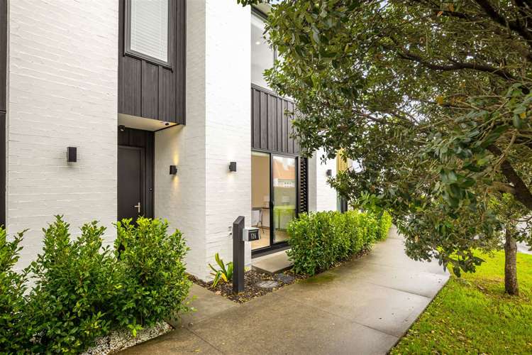 126 Buckley Avenue Hobsonville_32