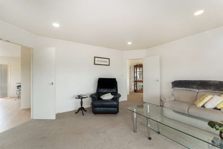 2/24 Philson Terrace Browns Bay_10