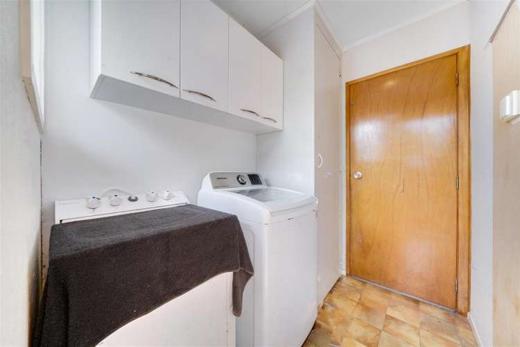 7 Lipton Grove Opaheke_11