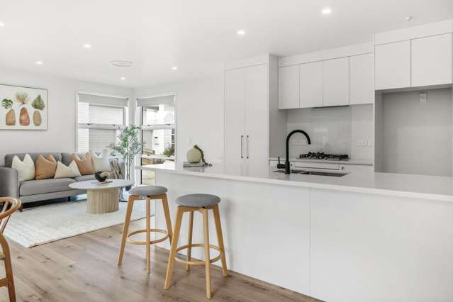 7/16 Ian Street Koutu_1