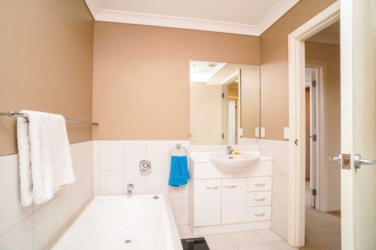 2/7 Belle Verde Drive Sunnynook_17