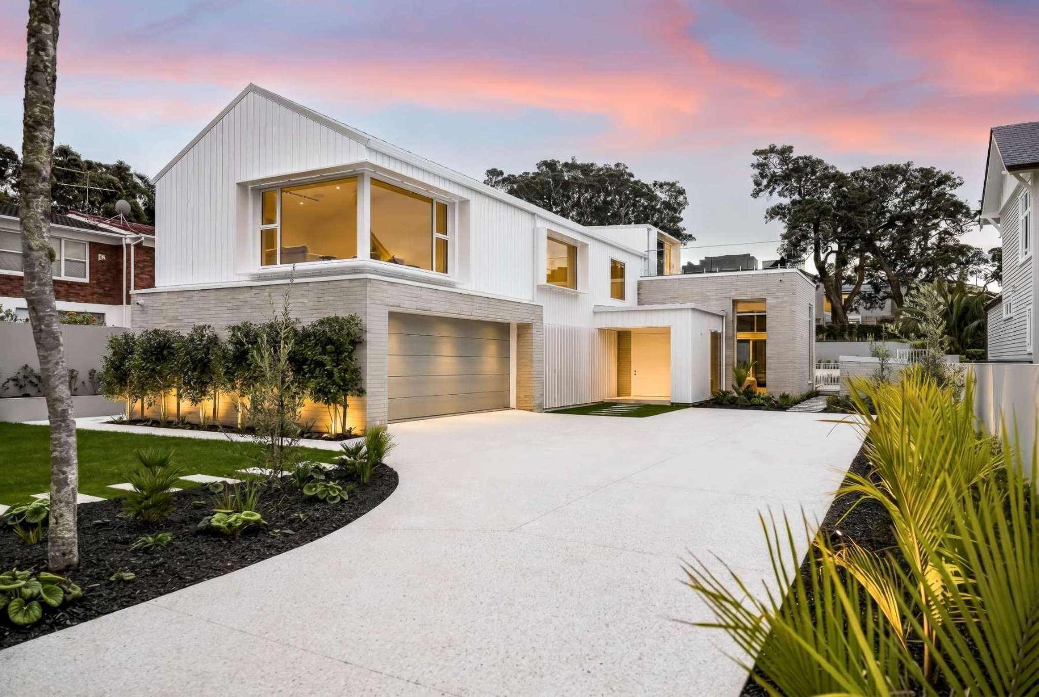 New Takapuna home metres from the beach hits the market