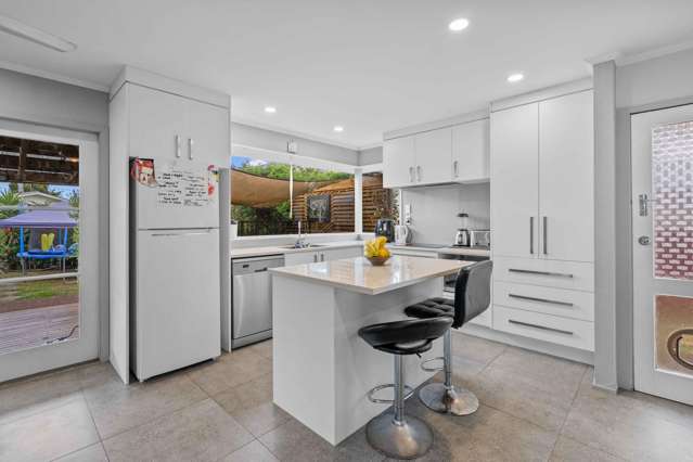 78 Pohutukawa Drive Pukete_2
