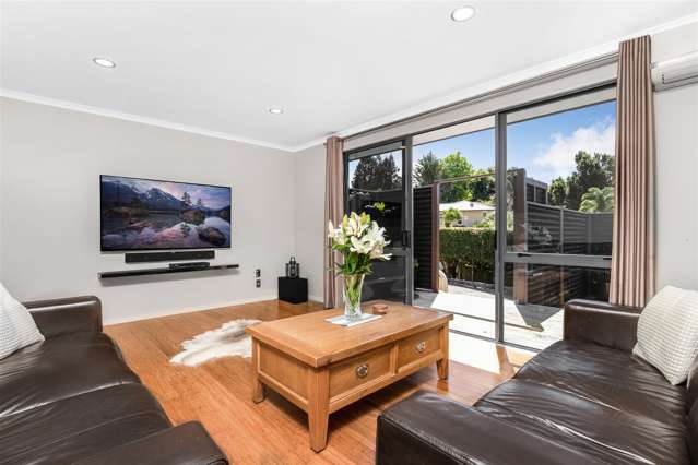 147e Glengarry Road Glen Eden_3