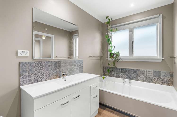 105 Kennedys Bush Road Halswell_13