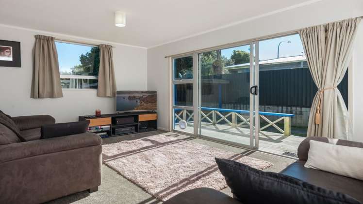 1/1240 Papamoa Beach Road Papamoa_8