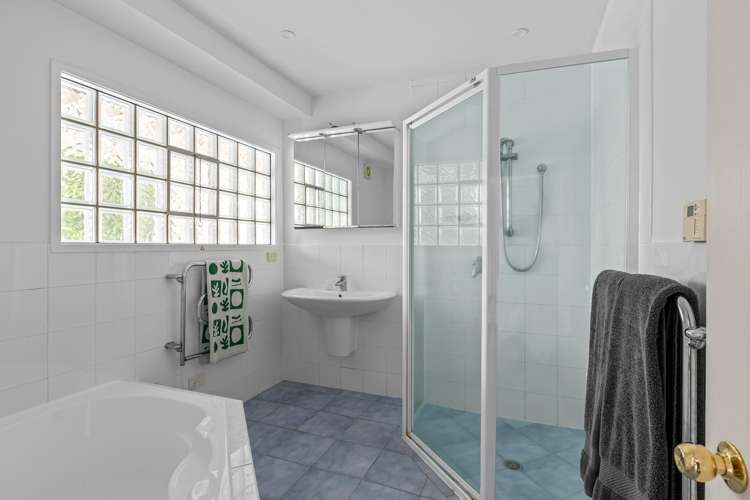 32 Danbury Drive Torbay_17