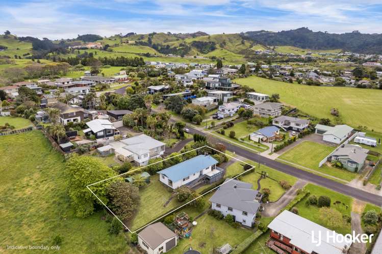 60 The Crescent Waihi Beach_21