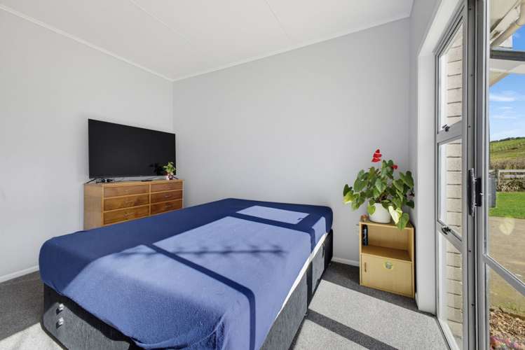 131 Tiromoana Road Eltham_32