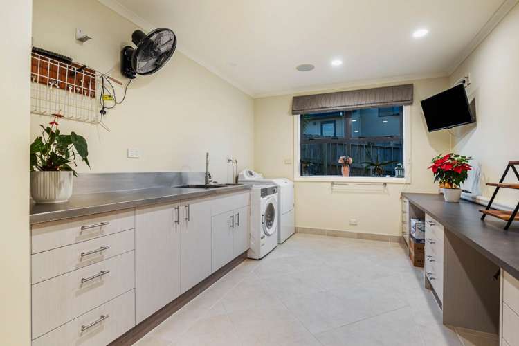 9 Dorchester Place Orewa_31