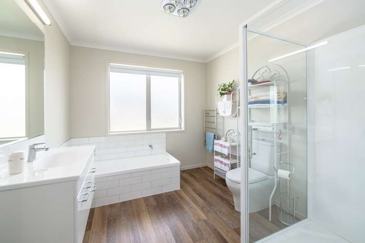 25 Tarata Grove Masterton_17