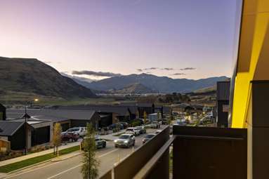 90 Spur Ridge Rise, Hanley's Farm_1