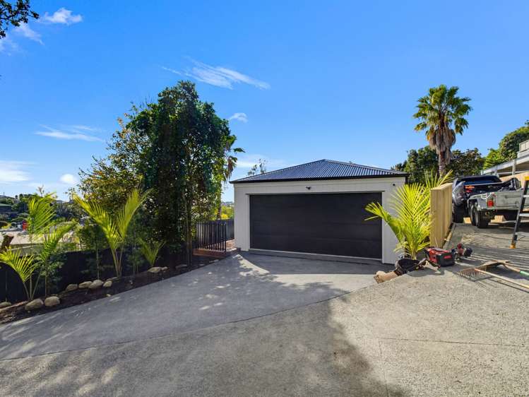 8a Cedar Terrace Stanmore Bay_26