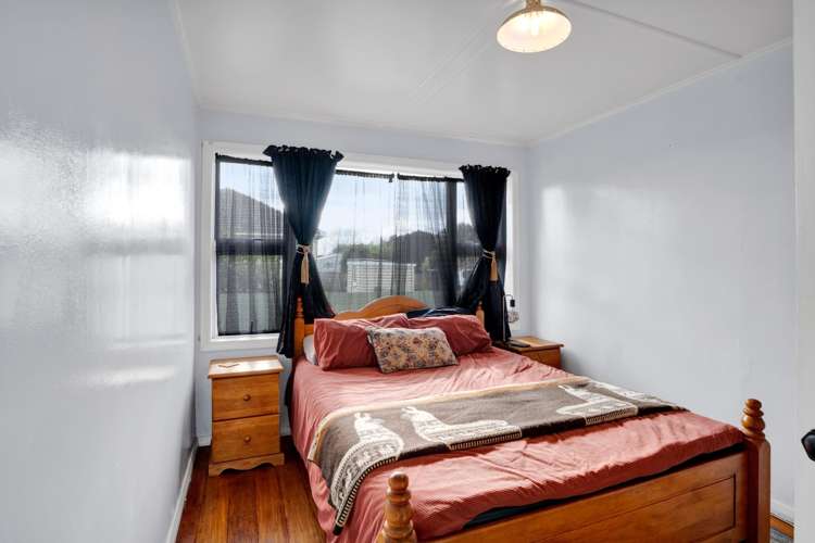 2 Gladstone Street Hawera_9