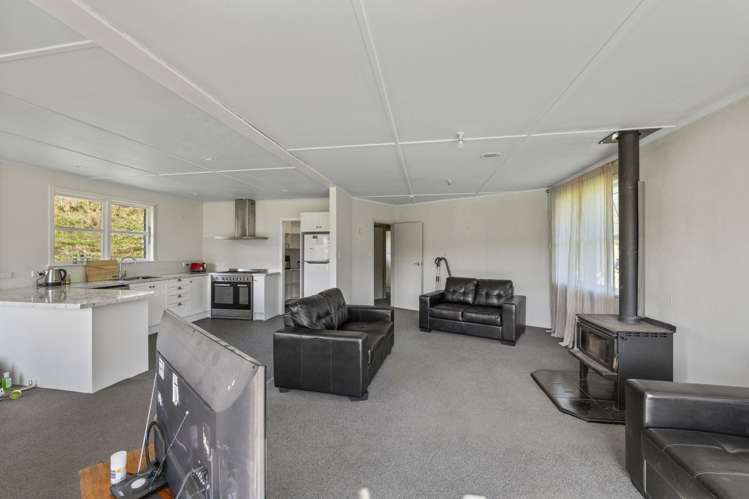 2560 Rawhitiroa Road Eltham_16