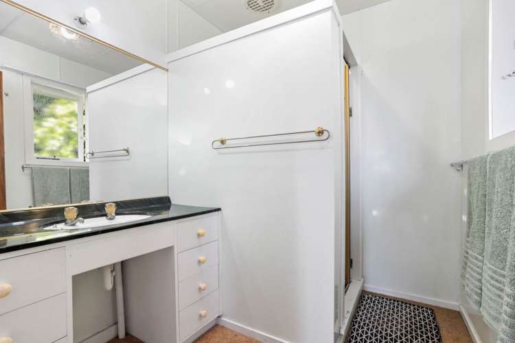 7 Norma Avenue Te Atatu South_18