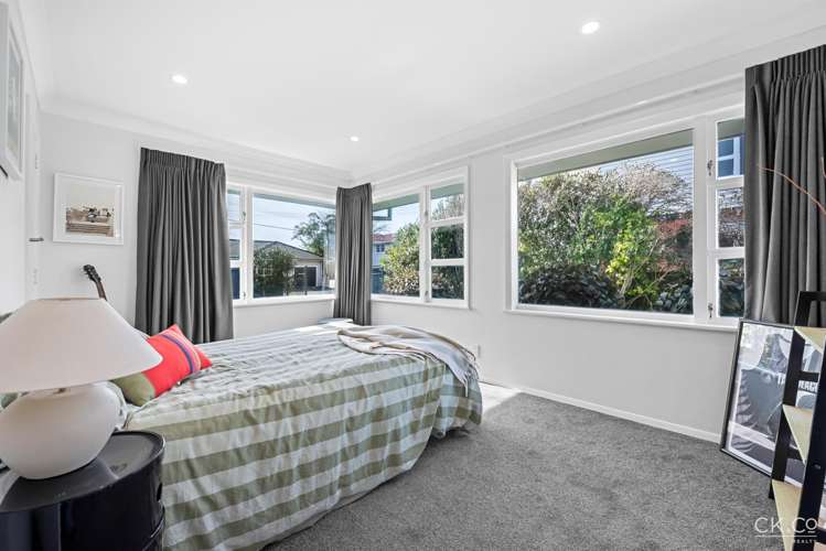 5 Chilton Grove Lower Hutt_16