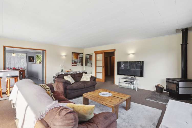 1194 Huia Road Huia_18