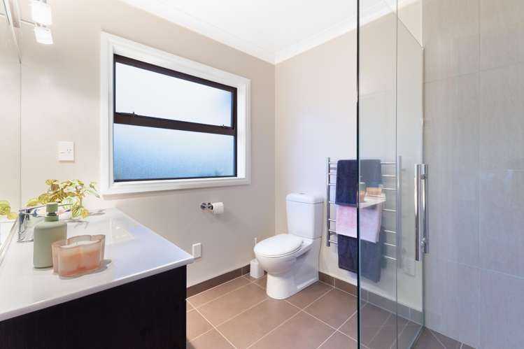 94 The Drive Paraparaumu Beach_14