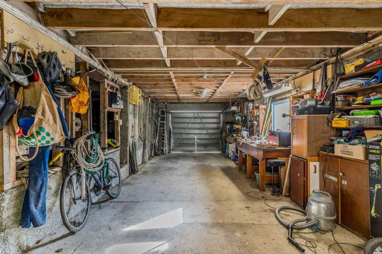 18 Weir Street Green Island_23