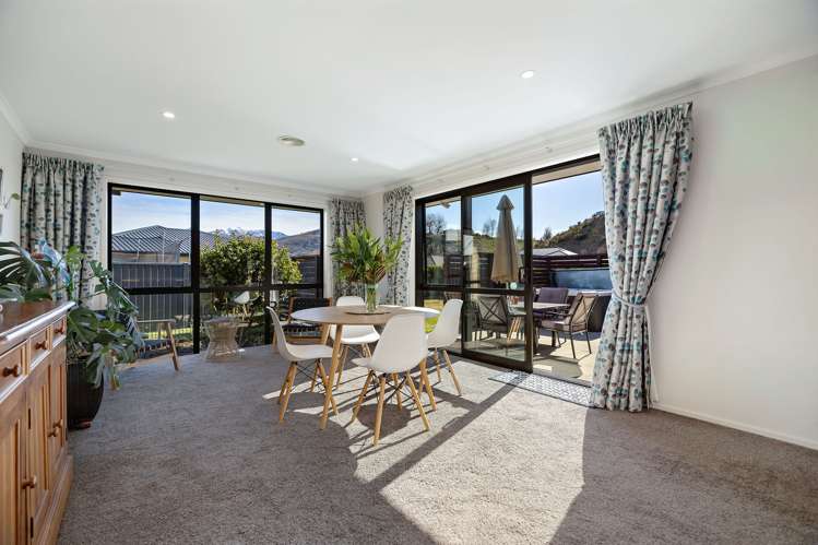 4 Banbury Terrace Lower Shotover_10