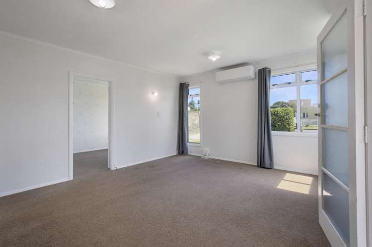68 Moana Street Otaki Beach_3
