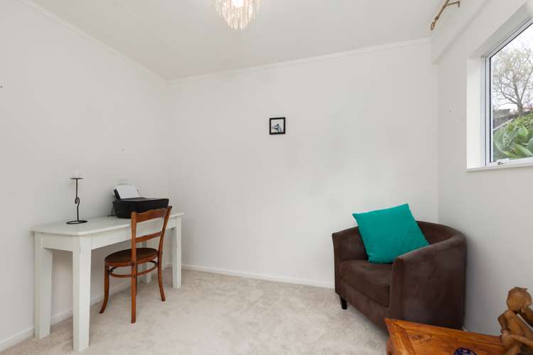 21 Donald Street Stanmore Bay_25