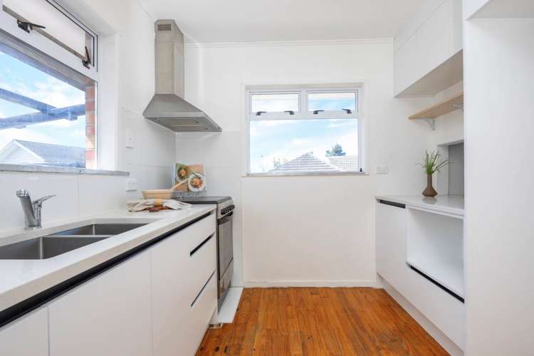 78 Divich Avenue Te Atatu South_4