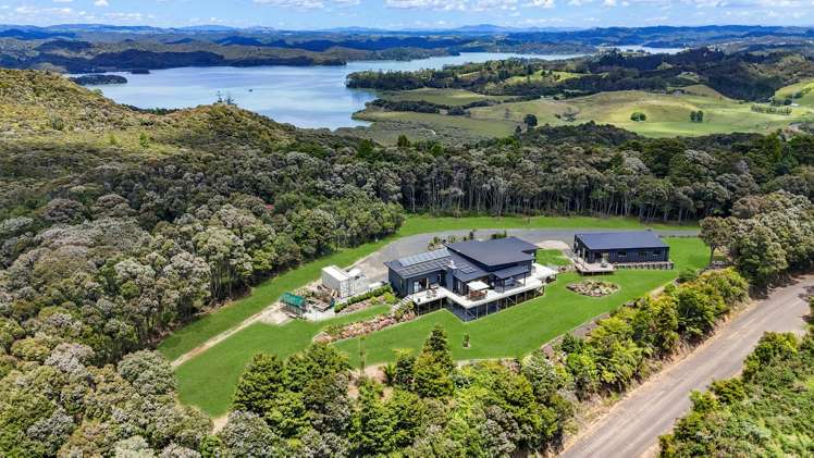 255 Paroa Bay Road Russell_21