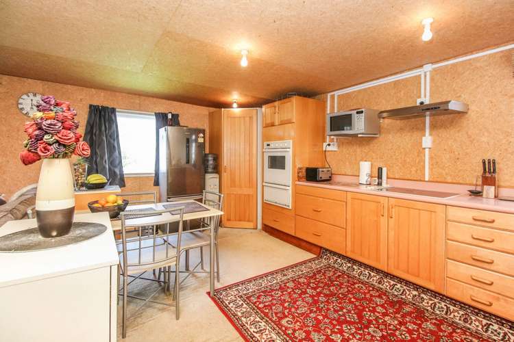 5 Karina Place Glen Eden_13