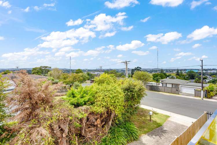3 & 4/43A Waimumu Road Massey_11
