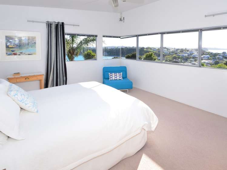 44 Beauvoir Avenue Matakatia_13