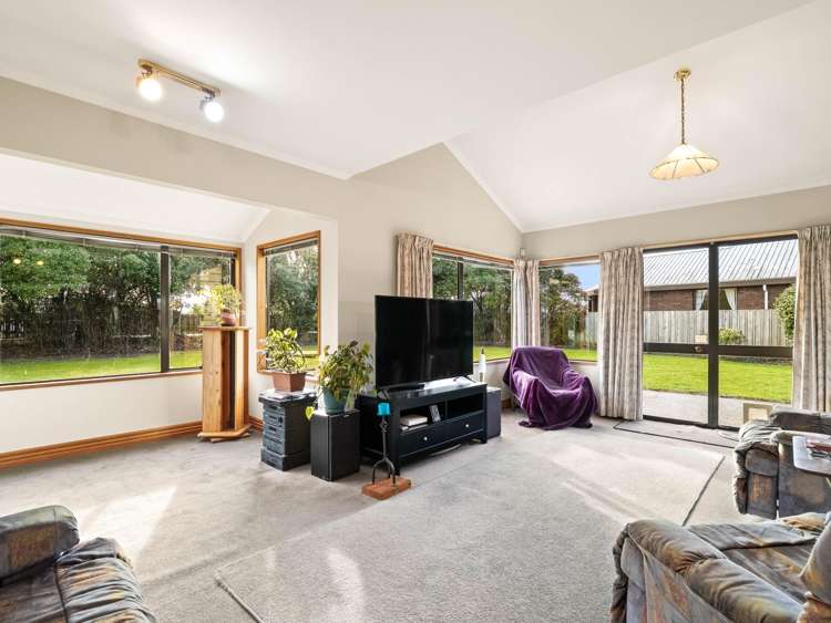 83 Bush Road Mosgiel_7