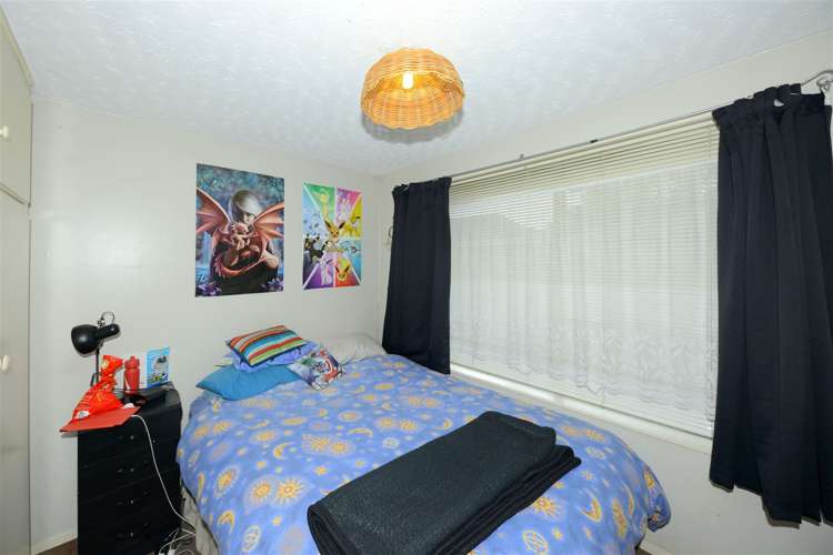 2/17 Takaro Avenue Sockburn_7