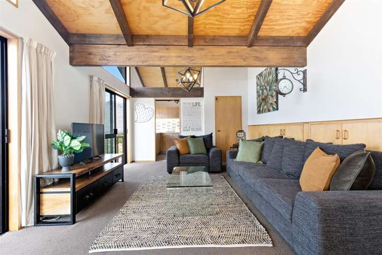 13 Sunrise Lane Queenstown_8