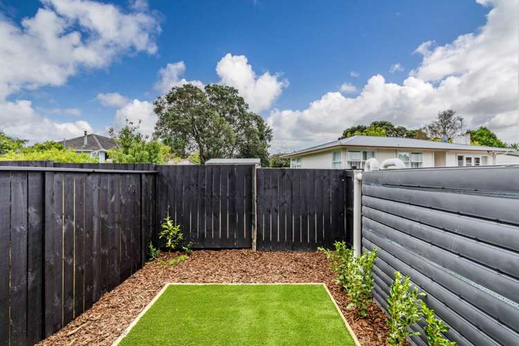 7/3 Beach Road Te Atatu Peninsula_20