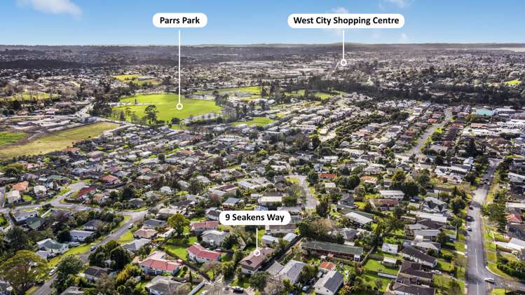 9 Seakens Way Glen Eden_17